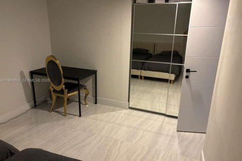 Condo in Aventura, Florida, 3 bedrooms  № 2043594 - photo 23