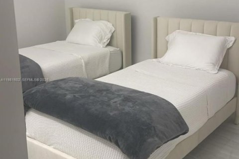 Condo in Aventura, Florida, 3 bedrooms  № 2043594 - photo 9