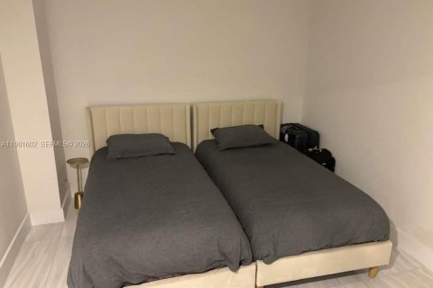 Condo in Aventura, Florida, 3 bedrooms  № 2043594 - photo 29