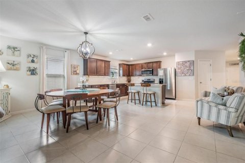 House in Wesley Chapel, Florida 4 bedrooms, 201.04 sq.m. № 1818920 - photo 11