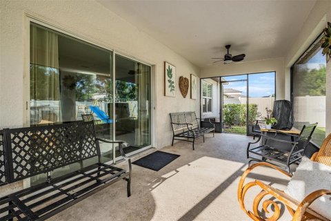 House in Wesley Chapel, Florida 4 bedrooms, 201.04 sq.m. № 1818920 - photo 27