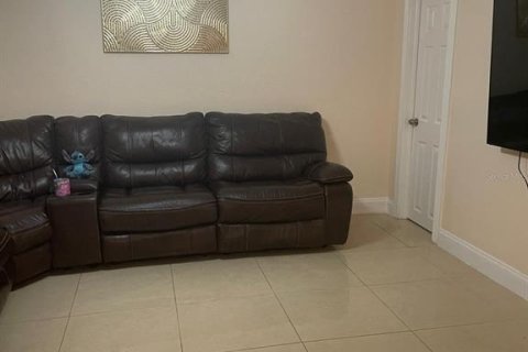 Villa ou maison à vendre à Orlando, Floride: 4 chambres, 232.81 m2 № 2404904 - photo 16