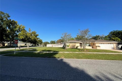 Villa ou maison à vendre à Orlando, Floride: 4 chambres, 232.81 m2 № 2404904 - photo 3