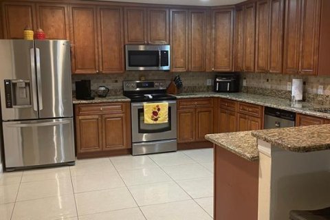 Villa ou maison à vendre à Orlando, Floride: 4 chambres, 232.81 m2 № 2404904 - photo 13