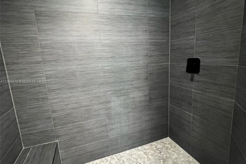 Condo in Doral, Florida, 3 bedrooms  № 1865256 - photo 23