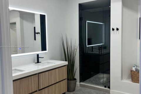 Condo in Doral, Florida, 3 bedrooms  № 1865256 - photo 18