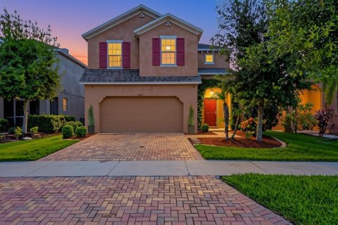 House in BELMONT in Ruskin, Florida 4 bedrooms, 214.33 sq.m. № 2294867