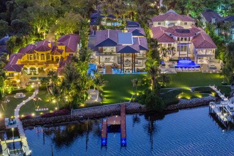 Villa ou maison à vendre à Palm Beach Gardens, Floride: 6 chambres, 1303.23 m2 № 2146298 - photo 9