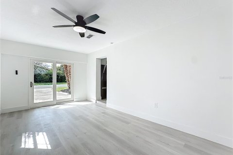 Casa en venta en Orlando, Florida, 3 dormitorios, 134.15 m2 № 1899090 - foto 24