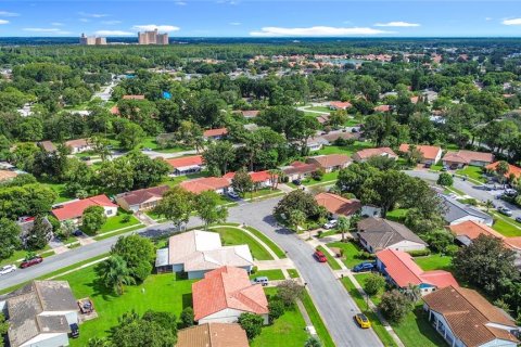 Casa en venta en Orlando, Florida, 3 dormitorios, 134.15 m2 № 1899090 - foto 7