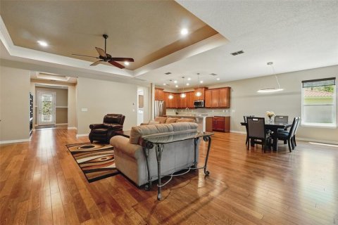 House in Kissimmee, Florida 3 bedrooms, 203.46 sq.m. № 1591428 - photo 11