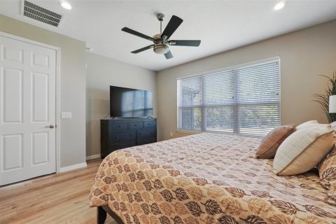 House in Kissimmee, Florida 3 bedrooms, 203.46 sq.m. № 1591428 - photo 20