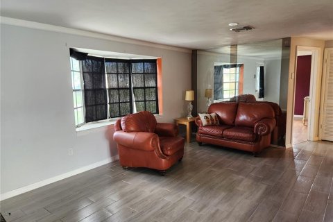 House in Holiday, Florida 2 bedrooms, 104.79 sq.m. № 1820502 - photo 2