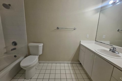 Condo in Orlando, Florida, 3 bedrooms  № 2275557 - photo 5