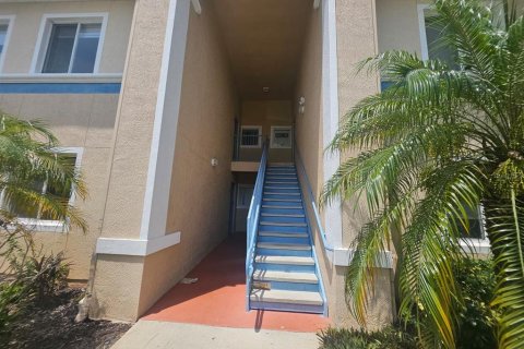 Condo in Orlando, Florida, 3 bedrooms  № 2275557 - photo 2