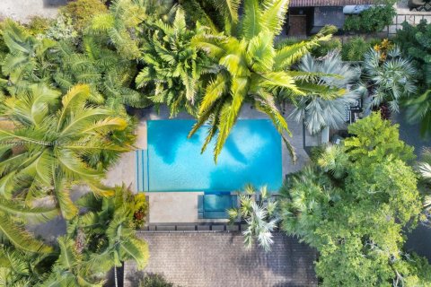 Casa en alquiler en Biscayne Park, Florida, 3 dormitorios, 172.8 m2 № 1955982 - foto 22