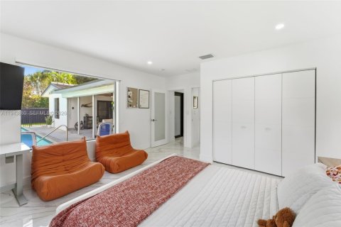 Casa en venta en Palmetto Bay, Florida, 4 dormitorios, 205.31 m2 № 2003359 - foto 17