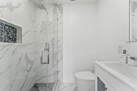 Casa en venta en Palmetto Bay, Florida, 4 dormitorios, 205.31 m2 № 2003359 - foto 26