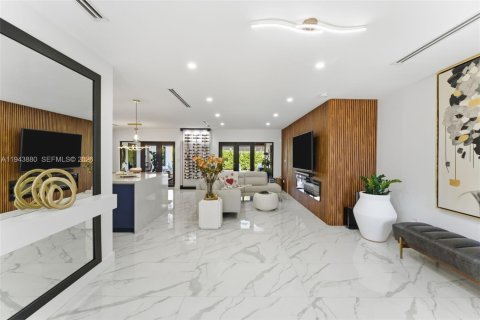 Casa en venta en Palmetto Bay, Florida, 4 dormitorios, 205.31 m2 № 2003359 - foto 7