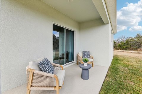 House in Winter Haven, Florida 3 bedrooms, 139.73 sq.m. № 2113657 - photo 25