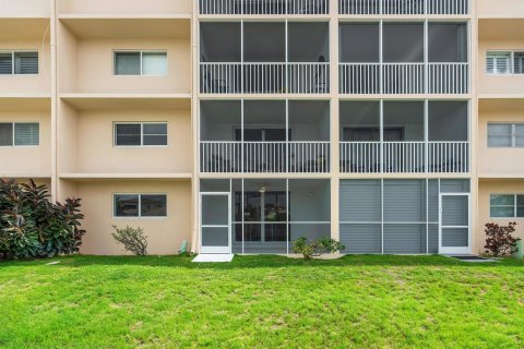 Condo in Boca Raton, Florida, 2 bedrooms № 2246000 - photo 26