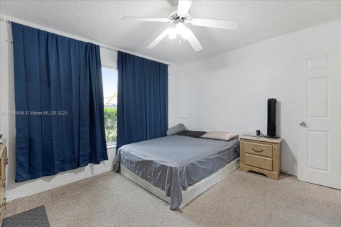 Villa ou maison à vendre à Sunrise, Floride: 5 chambres, 337.51 m2 № 1830720 - photo 30