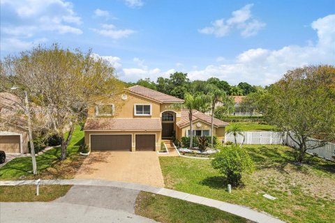 Villa ou maison à vendre à Sunrise, Floride: 5 chambres, 337.51 m2 № 1830720 - photo 4