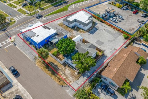 Immobilier commercial à vendre à Clearwater, Floride: 232.16 m2 № 1904134 - photo 11