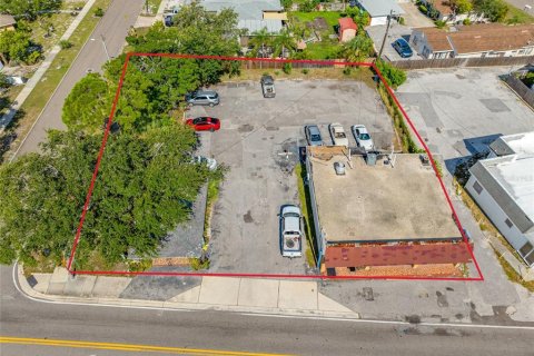 Immobilier commercial à vendre à Clearwater, Floride: 232.16 m2 № 1904134 - photo 1
