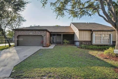 Купить таунхаус в Паркленд, Флорида 2 спальни, 146.97м2, № 2009190 - фото 2