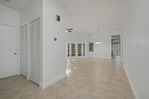 Купить таунхаус в Паркленд, Флорида 2 спальни, 146.97м2, № 2009190 - фото 21