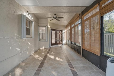 Купить таунхаус в Паркленд, Флорида 2 спальни, 146.97м2, № 2009190 - фото 10