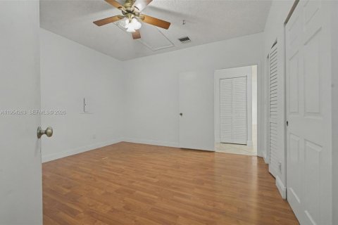 Купить таунхаус в Паркленд, Флорида 2 спальни, 146.97м2, № 2009190 - фото 16