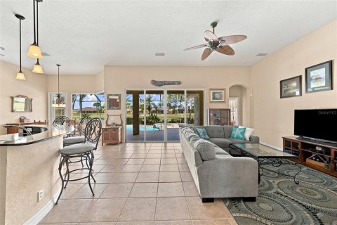 Villa ou maison à vendre à Sun City Center, Floride: 3 chambres, 213.3 m2 № 2436674 - photo 15