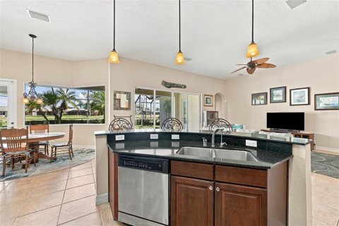 Villa ou maison à vendre à Sun City Center, Floride: 3 chambres, 213.3 m2 № 2436674 - photo 21