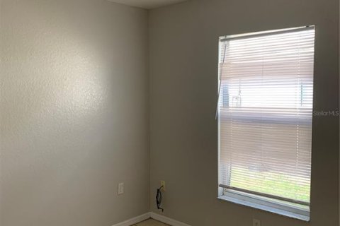 Commercial property in Lakeland, Florida 6 bedrooms, 211.07 sq.m. № 2316848 - photo 17