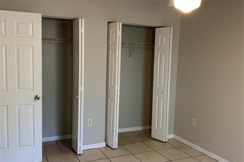 Commercial property in Lakeland, Florida 6 bedrooms, 211.07 sq.m. № 2316848 - photo 13