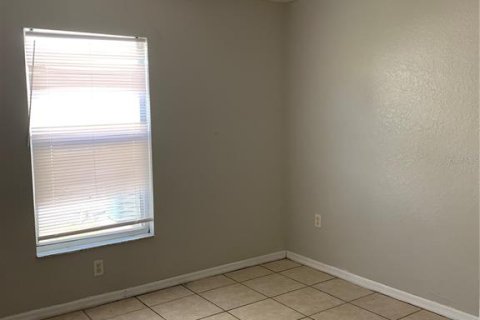 Commercial property in Lakeland, Florida 6 bedrooms, 211.07 sq.m. № 2316848 - photo 14