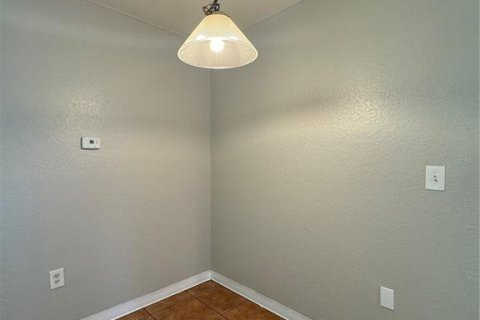 Commercial property in Lakeland, Florida 6 bedrooms, 211.07 sq.m. № 2316848 - photo 29
