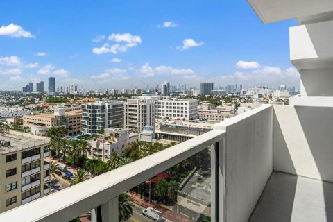 Condo in Miami Beach, Florida  № 1937543 - photo 4