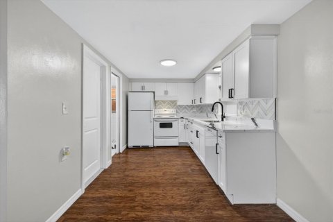 Villa ou maison à vendre à Port Richey, Floride: 3 chambres, 117.15 m2 № 1855872 - photo 5