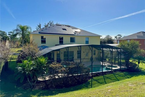 Casa en venta en Kissimmee, Florida, 7 dormitorios, 334.36 m2 № 1761915 - foto 2
