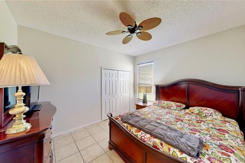 Casa en venta en Kissimmee, Florida, 7 dormitorios, 334.36 m2 № 1761915 - foto 10
