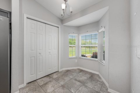 House in Lady Lake, Florida 3 bedrooms, 141.86 sq.m. № 1613745 - photo 7