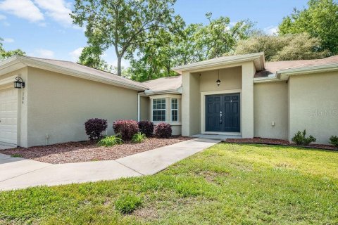 House in Lady Lake, Florida 3 bedrooms, 141.86 sq.m. № 1613745 - photo 16