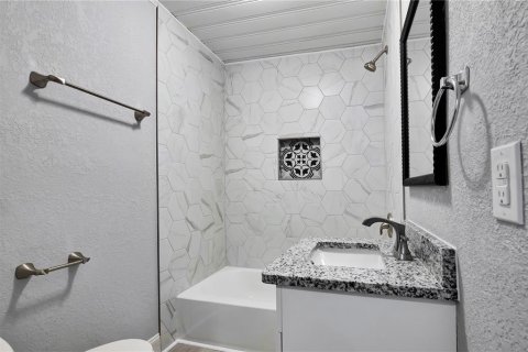 Villa ou maison à vendre à Lakeland, Floride: 3 chambres, 133.78 m2 № 2438366 - photo 13