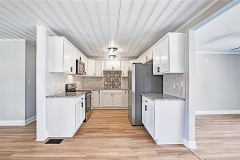 Villa ou maison à vendre à Lakeland, Floride: 3 chambres, 133.78 m2 № 2438366 - photo 19