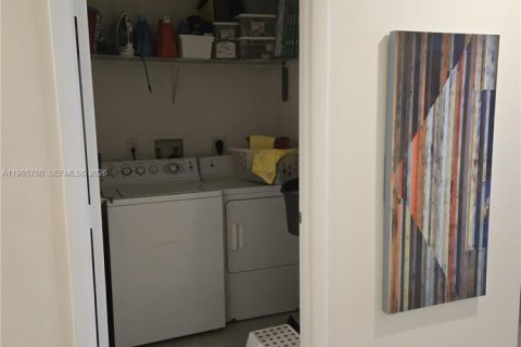 Condominio en venta en Aventura, Florida, 2 dormitorios, 155.15 m2 № 2047407 - foto 8