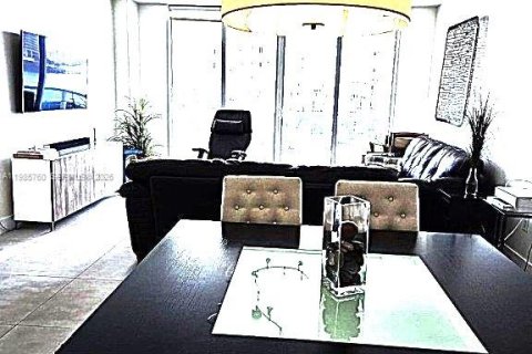 Condo in Aventura, Florida, 2 bedrooms  № 2047407 - photo 30