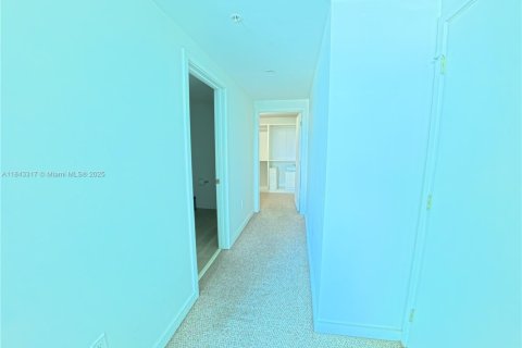 Condominio en venta en Miami, Florida, 2 dormitorios, 84.73 m2 № 1858609 - foto 15